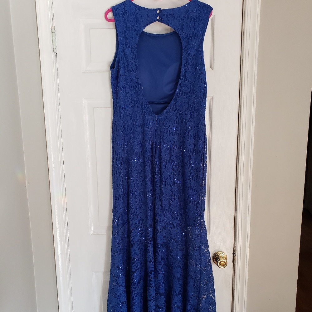 Prom Dress - Picture 2 of 4